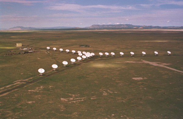 VLA Full Array - 02 | Image courtesy of NRAO/AUI